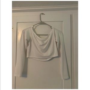 White crop top long sleeve